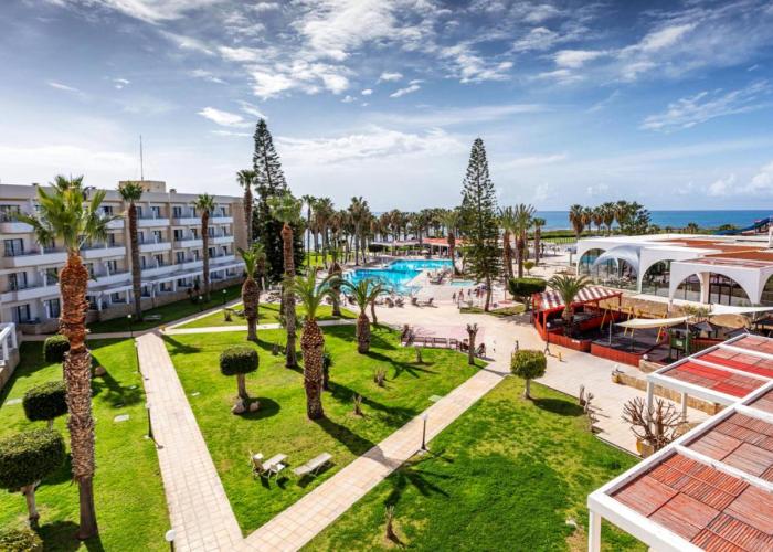 Louis Phaethon Beach