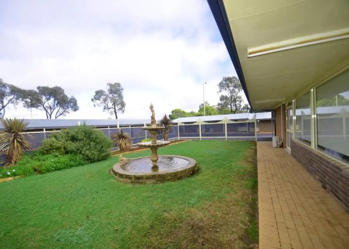 Parkview Motor Inn Parkes