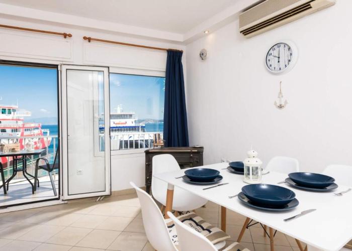 Promenade Sea View Apartment