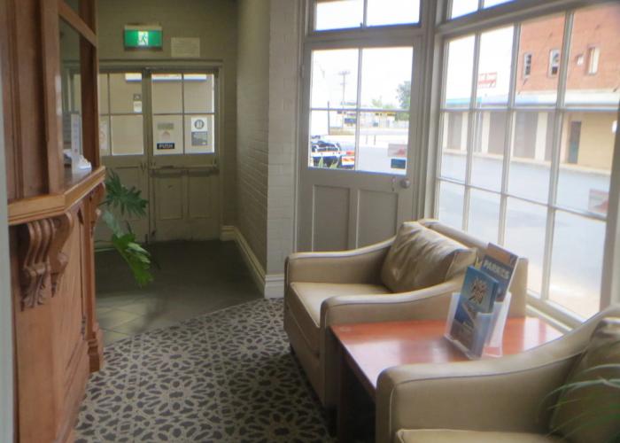 Coachman Hotel Motel