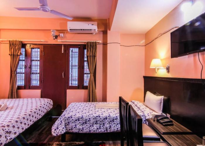 Hotel Middle Path & Spa