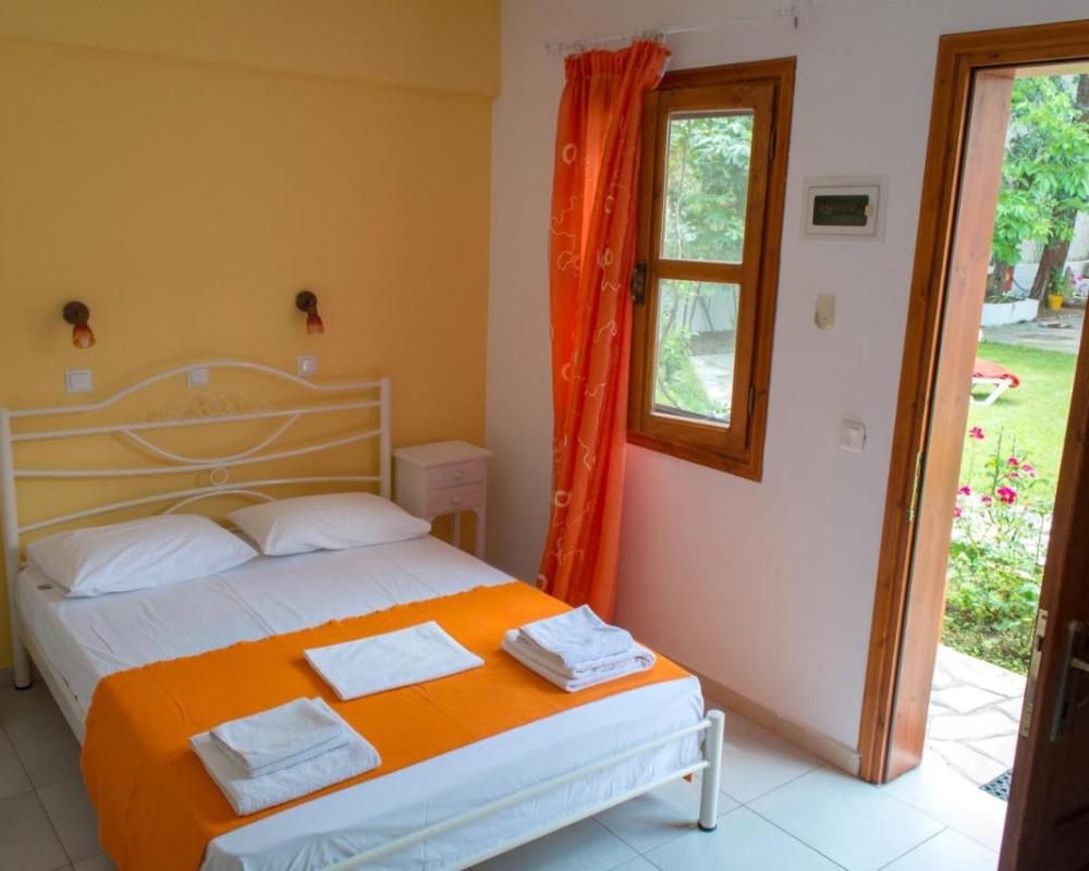 фото Villa Molos