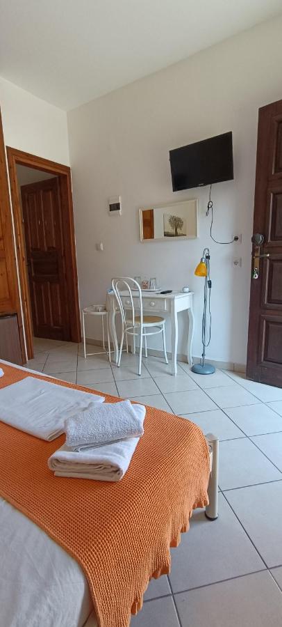 фото Villa Molos