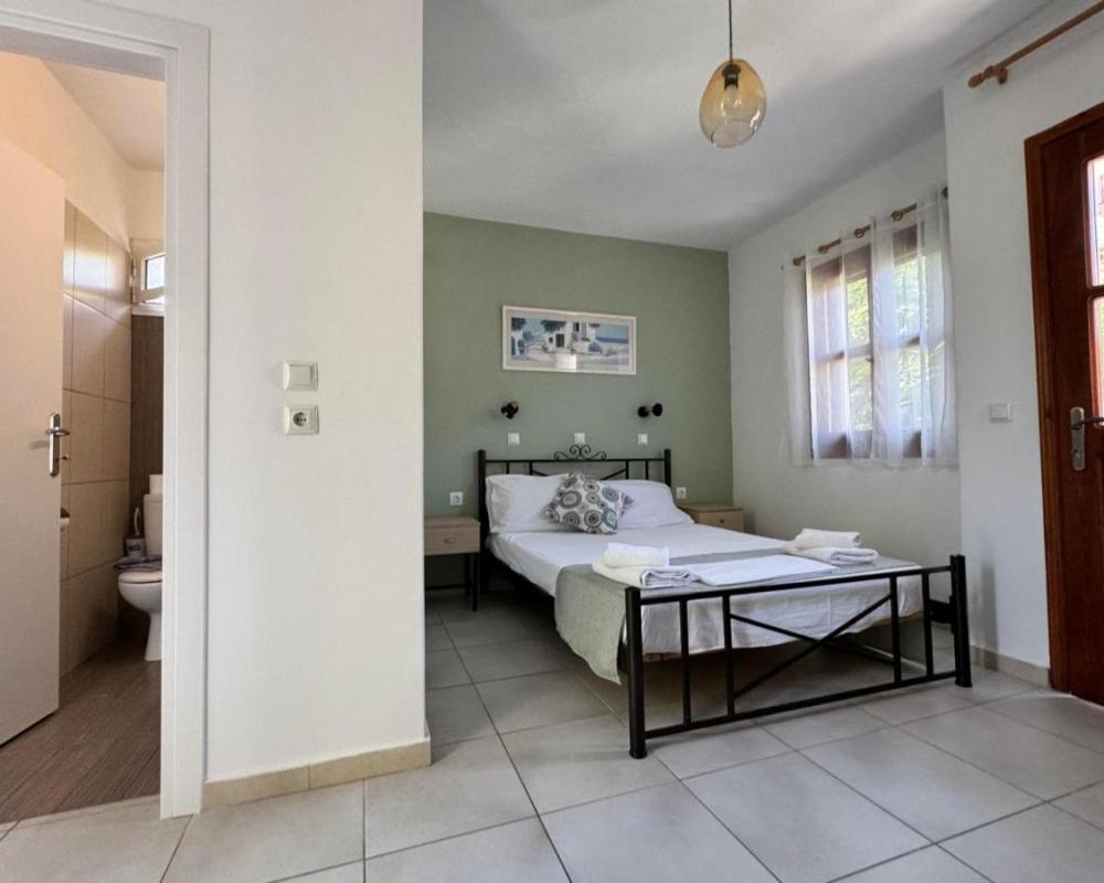 фото Villa Molos