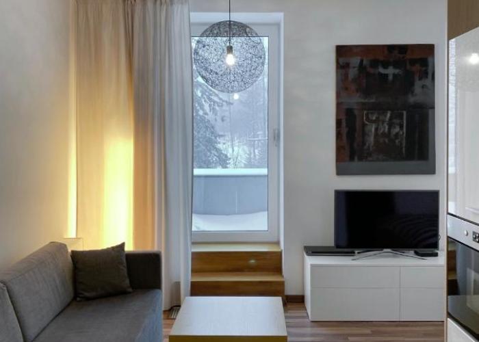No.1 Apartment House Oliver