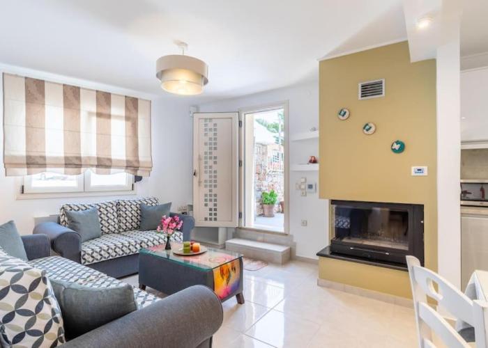 Nevila House