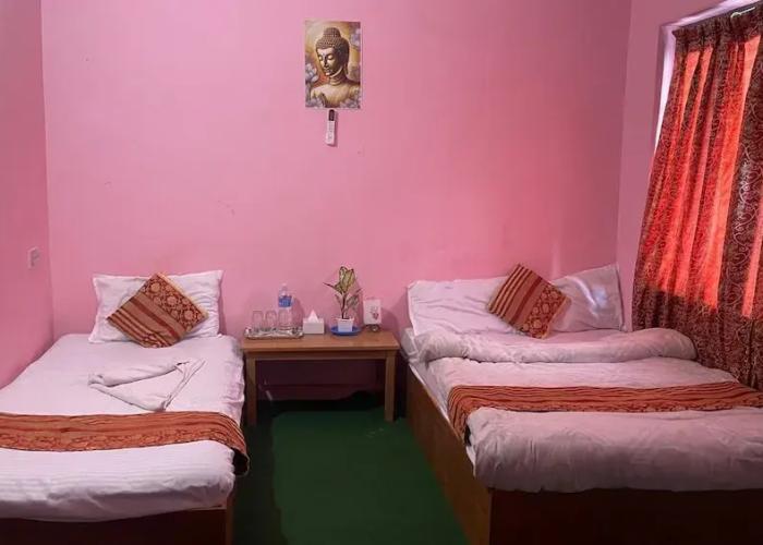 hotel khana 100