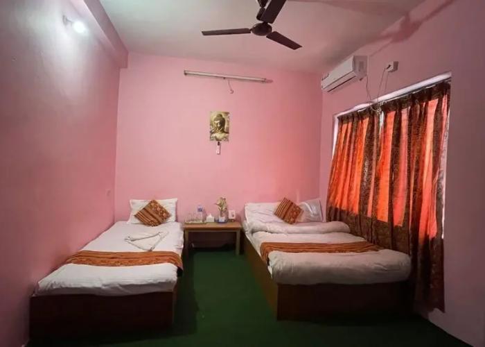 hotel khana 100