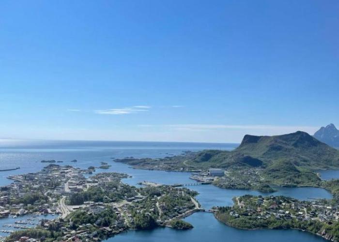 Romslig leilighet sentralt i Svolvær sentrum