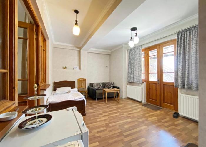 Mariami apartment old tbilisi