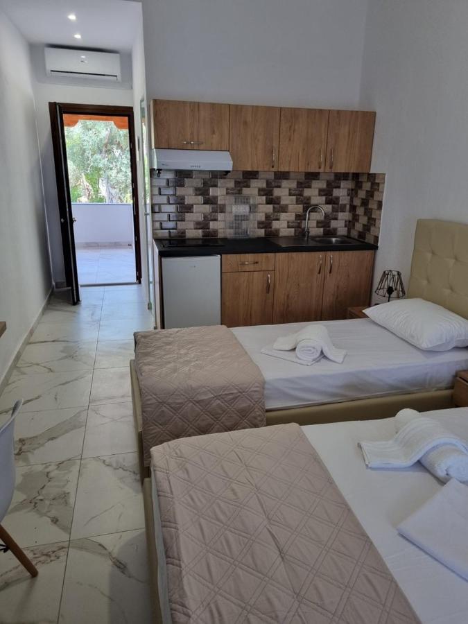 фото MANGO Skiathos