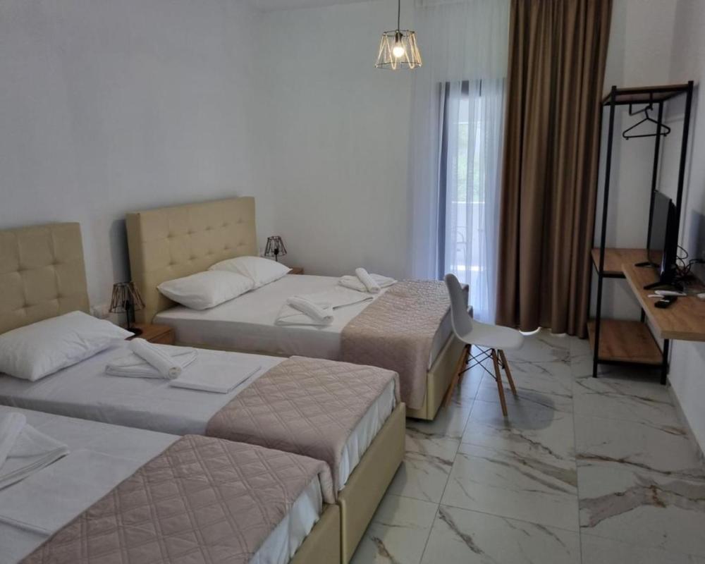 фото MANGO Skiathos