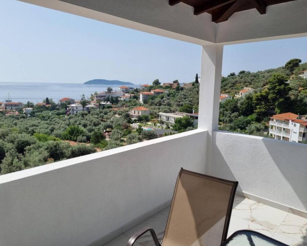 фото MANGO Skiathos