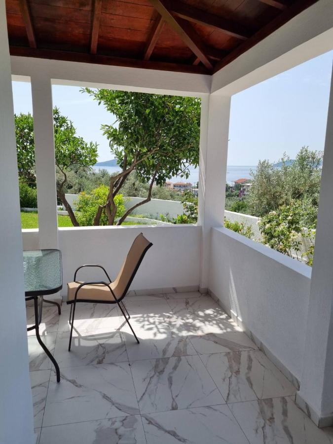фото MANGO Skiathos
