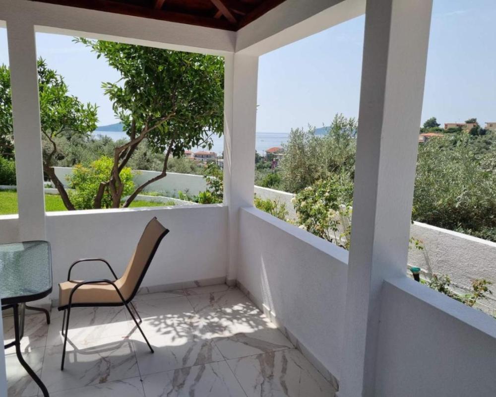 фото MANGO Skiathos