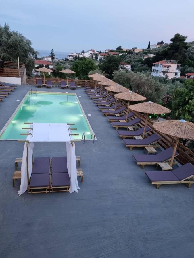 фото MANGO Skiathos
