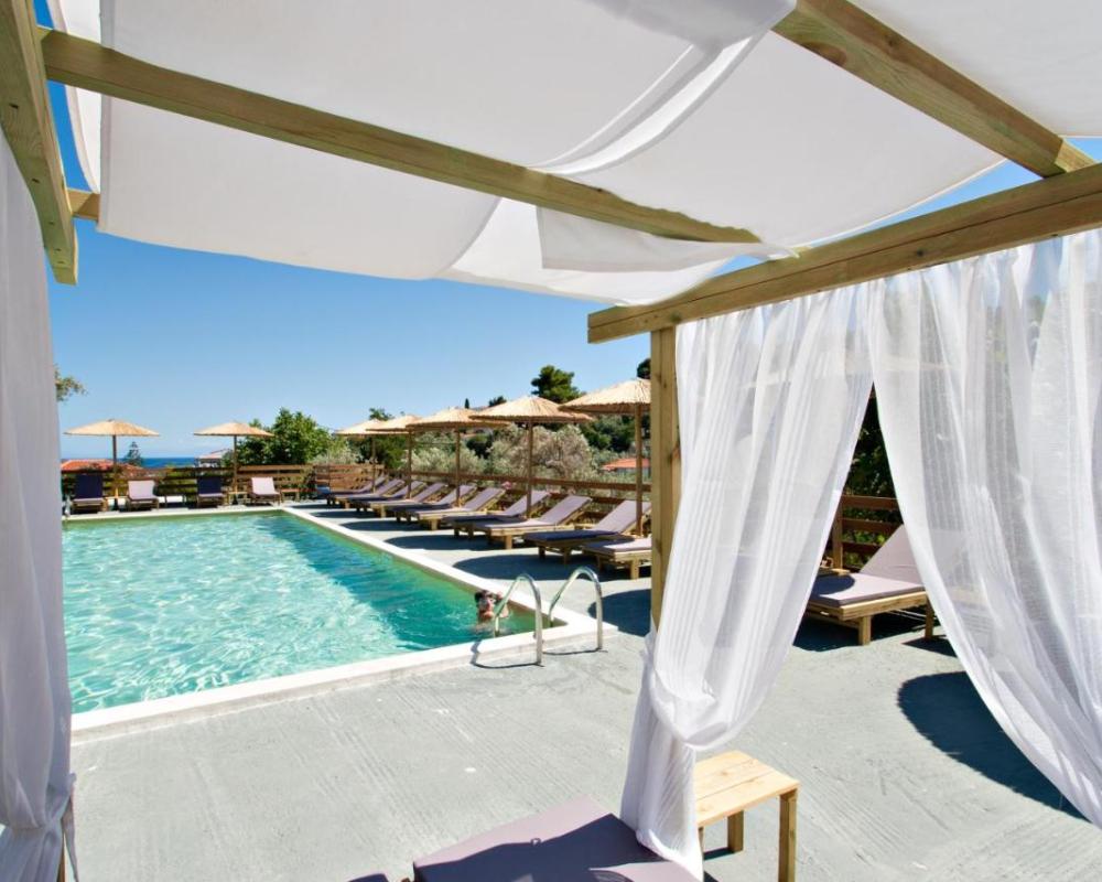 фото MANGO Skiathos