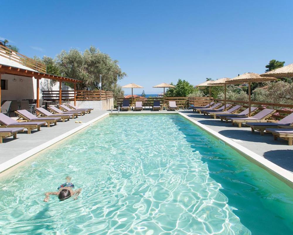 фото MANGO Skiathos