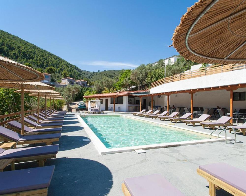 фото MANGO Skiathos