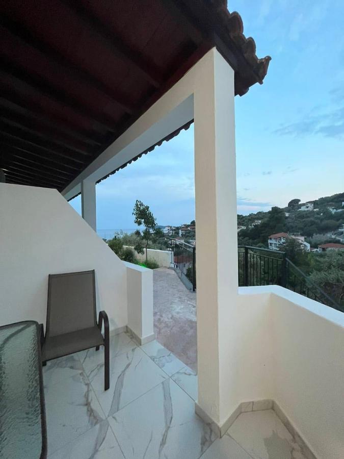 фото MANGO Skiathos