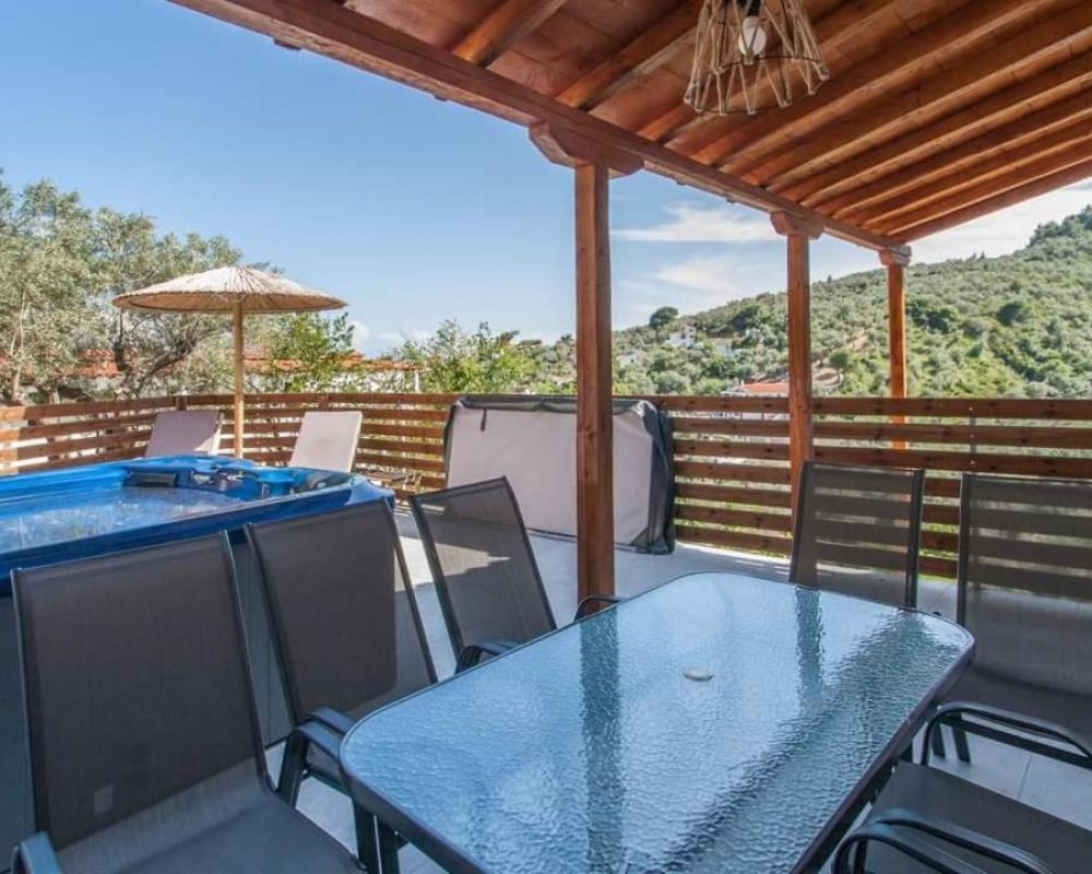 фото MANGO Skiathos