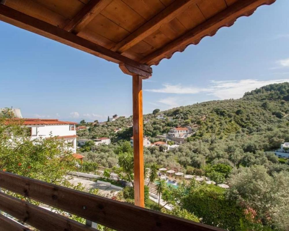 фото MANGO Skiathos