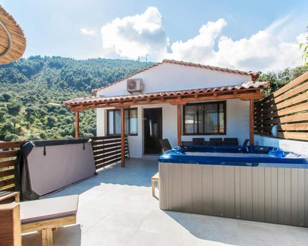 фото MANGO Skiathos