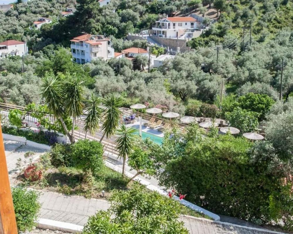 фото MANGO Skiathos