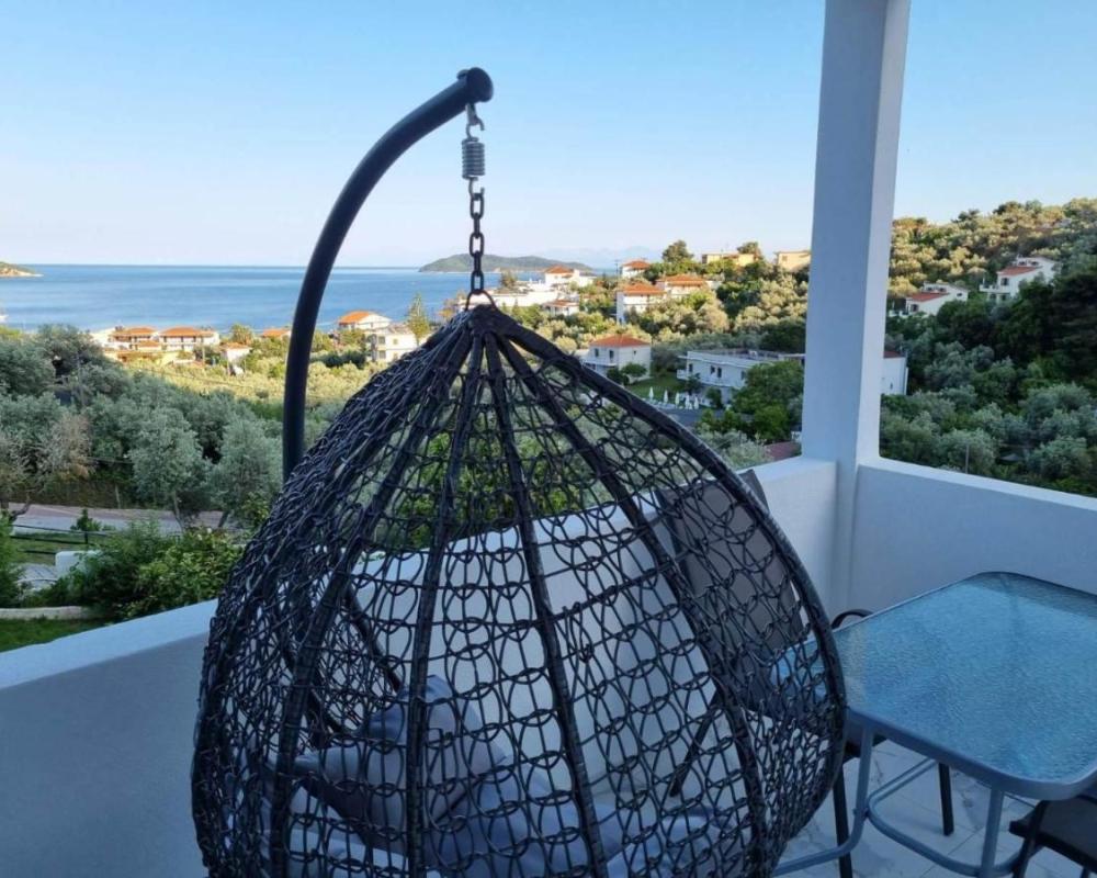 фото MANGO Skiathos