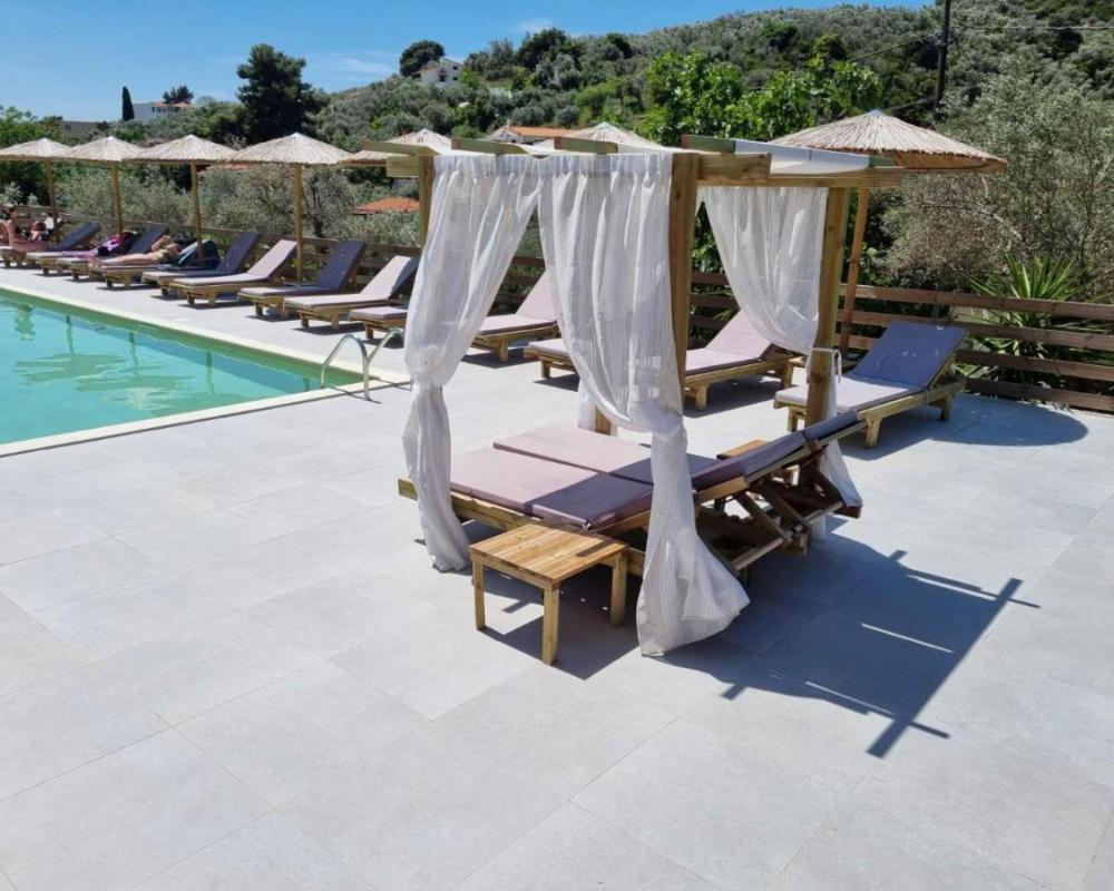 фото MANGO Skiathos
