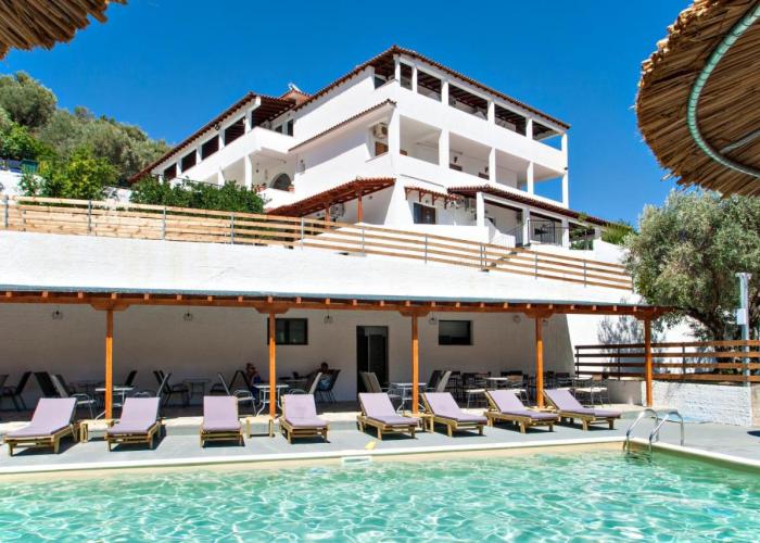 MANGO Skiathos
