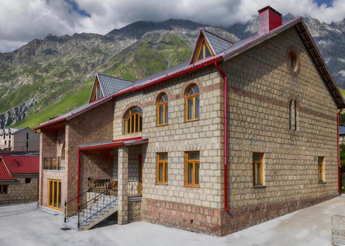 GRAF Kazbegi
