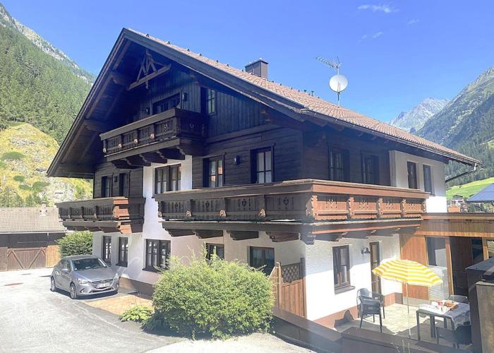 Appartements Sonnenstein Sölden, close to lift & centre