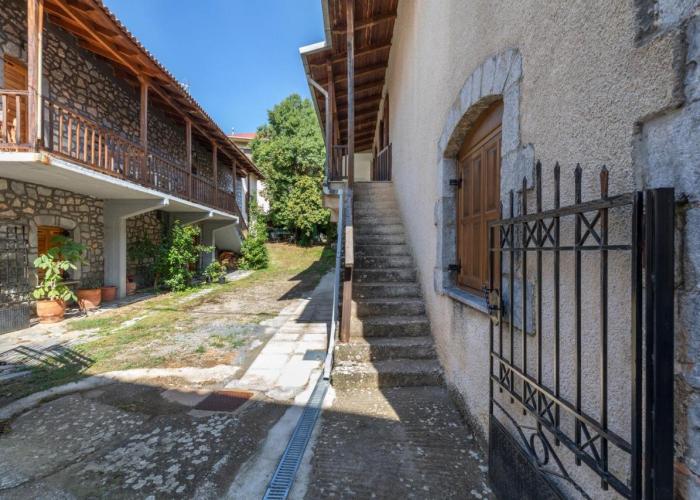 Kallisti Vitina Home