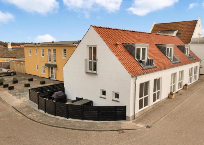 Beautiful two-storey, central holiday home - Damgrdsvej 15a
