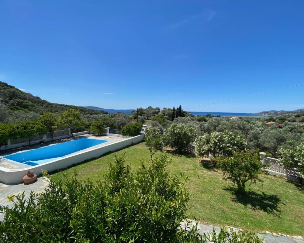 фото Villa Karras