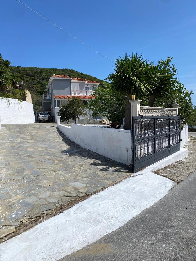 фото Villa Karras