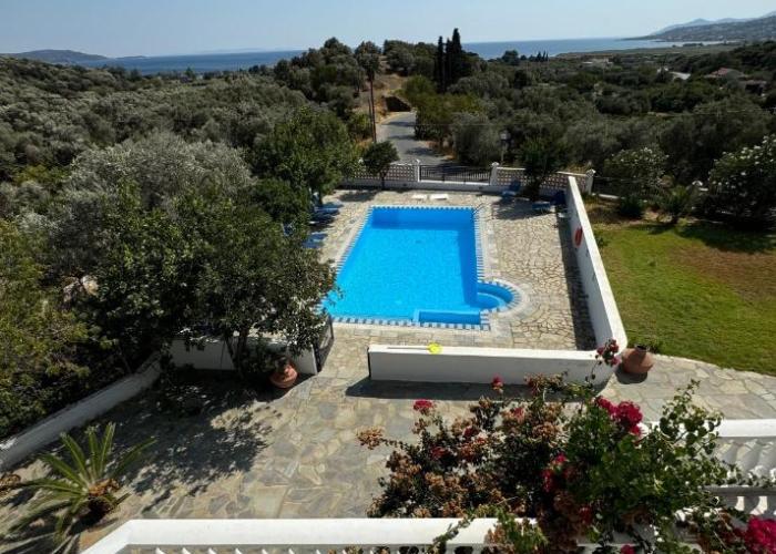 Villa Karras