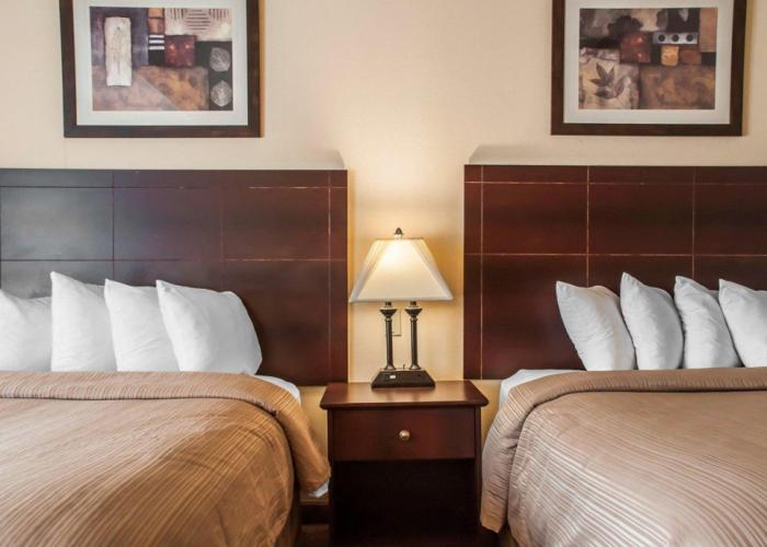 Comfort Inn & Suites Plattsburgh - Morrisonville