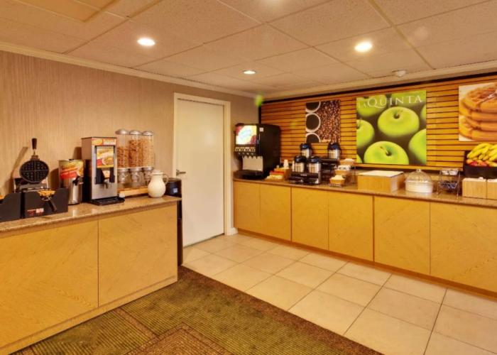 La Quinta Inn & Suites by Wyndham Plattsburgh