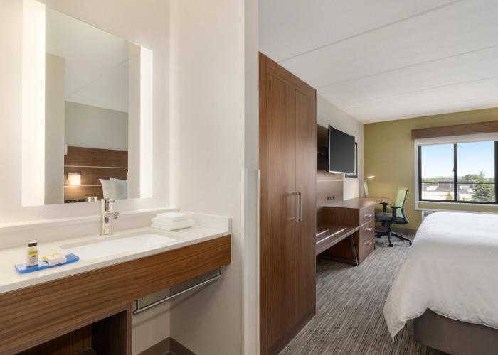 Holiday Inn Express Plattsburgh by IHG