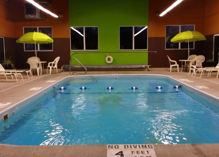 Super 8 by Wyndham Plattsburgh