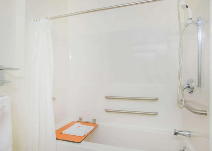 Microtel Inn & Suites by Wyndham Plattsburgh