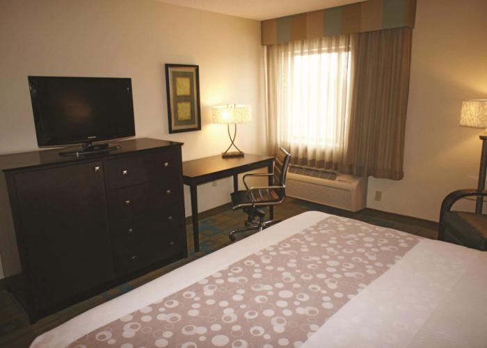 La Quinta Inn & Suites by Wyndham Plattsburgh