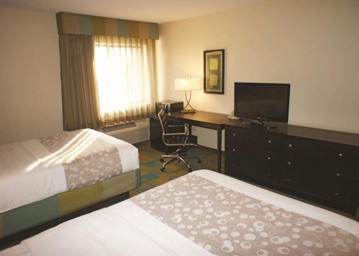 La Quinta Inn & Suites by Wyndham Plattsburgh