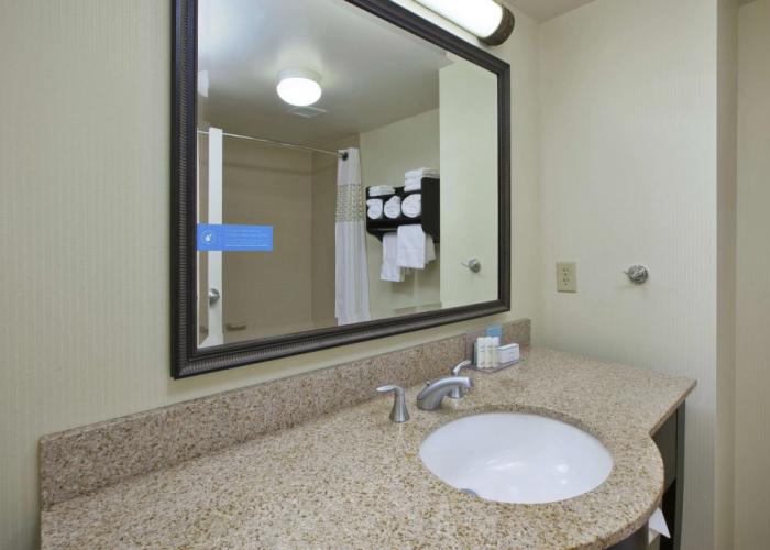 Hampton Inn & Suites Plattsburgh