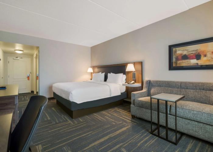 Hampton Inn & Suites Plattsburgh