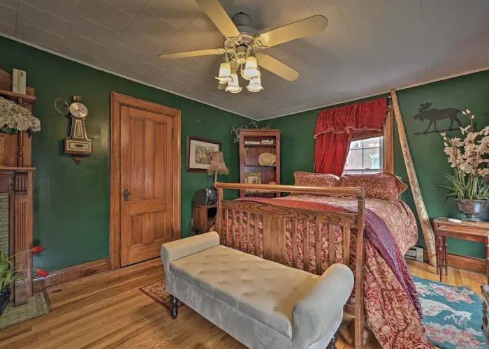 Unique & Historic Home Walk to Lake Champlain