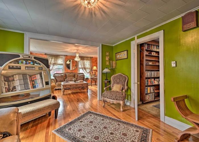 Unique & Historic Home Walk to Lake Champlain