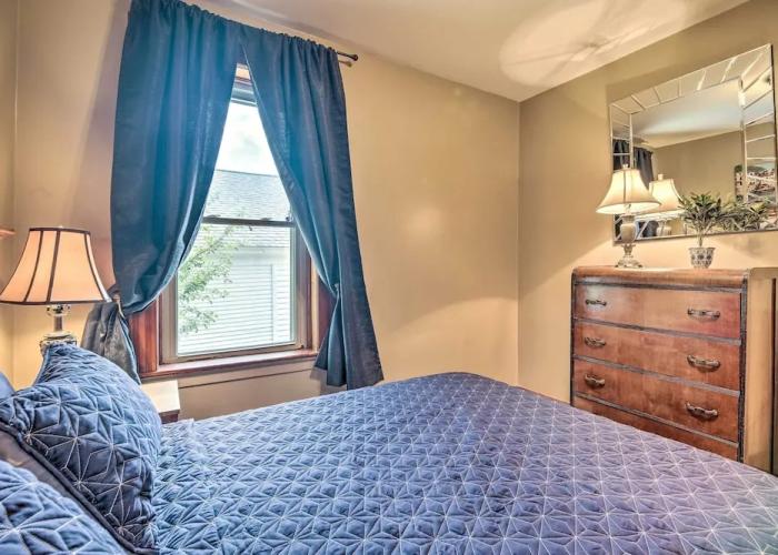 Historic Apartment - Half Mi to Lake Champlain!